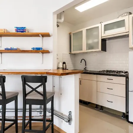 Modern Flat At 250 Meter From The Apartment