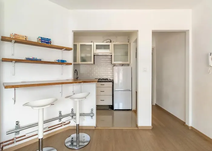 Modern Flat At 250 Meter From The Appartamento *